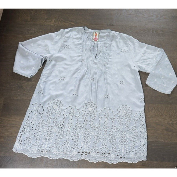 Johnny Was Embroidered Eyelet Blue Tunic Top Boho Sz M - Picture 5 of 5